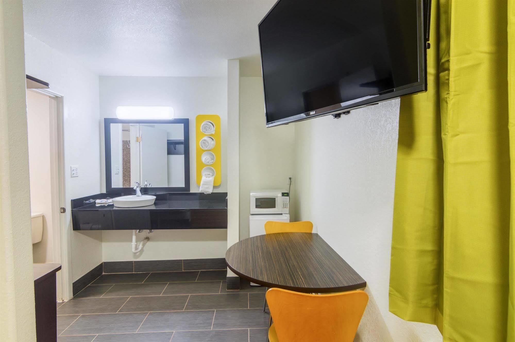 Motel 6-Childress, Tx Bagian luar foto