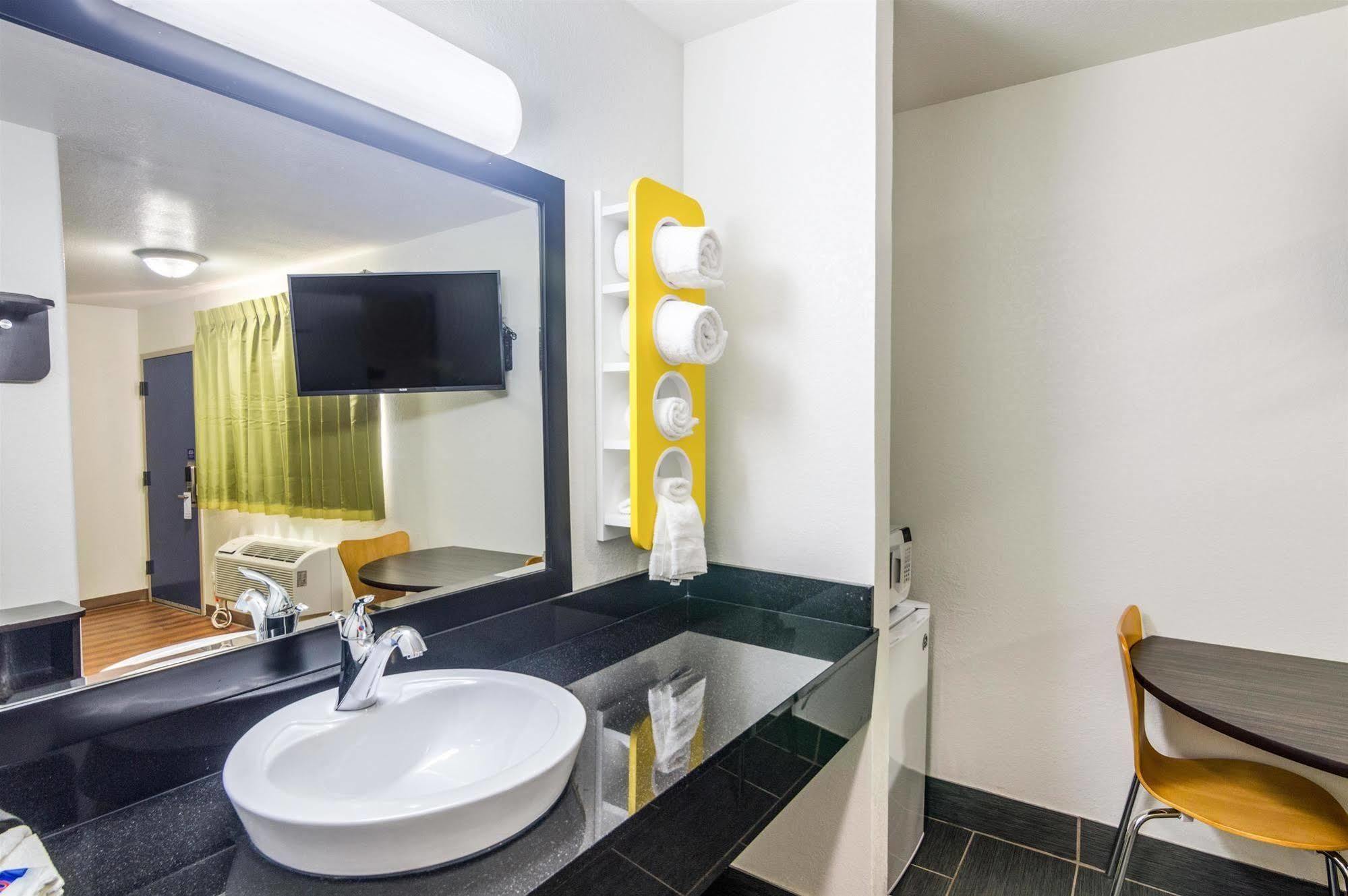 Motel 6-Childress, Tx Bagian luar foto